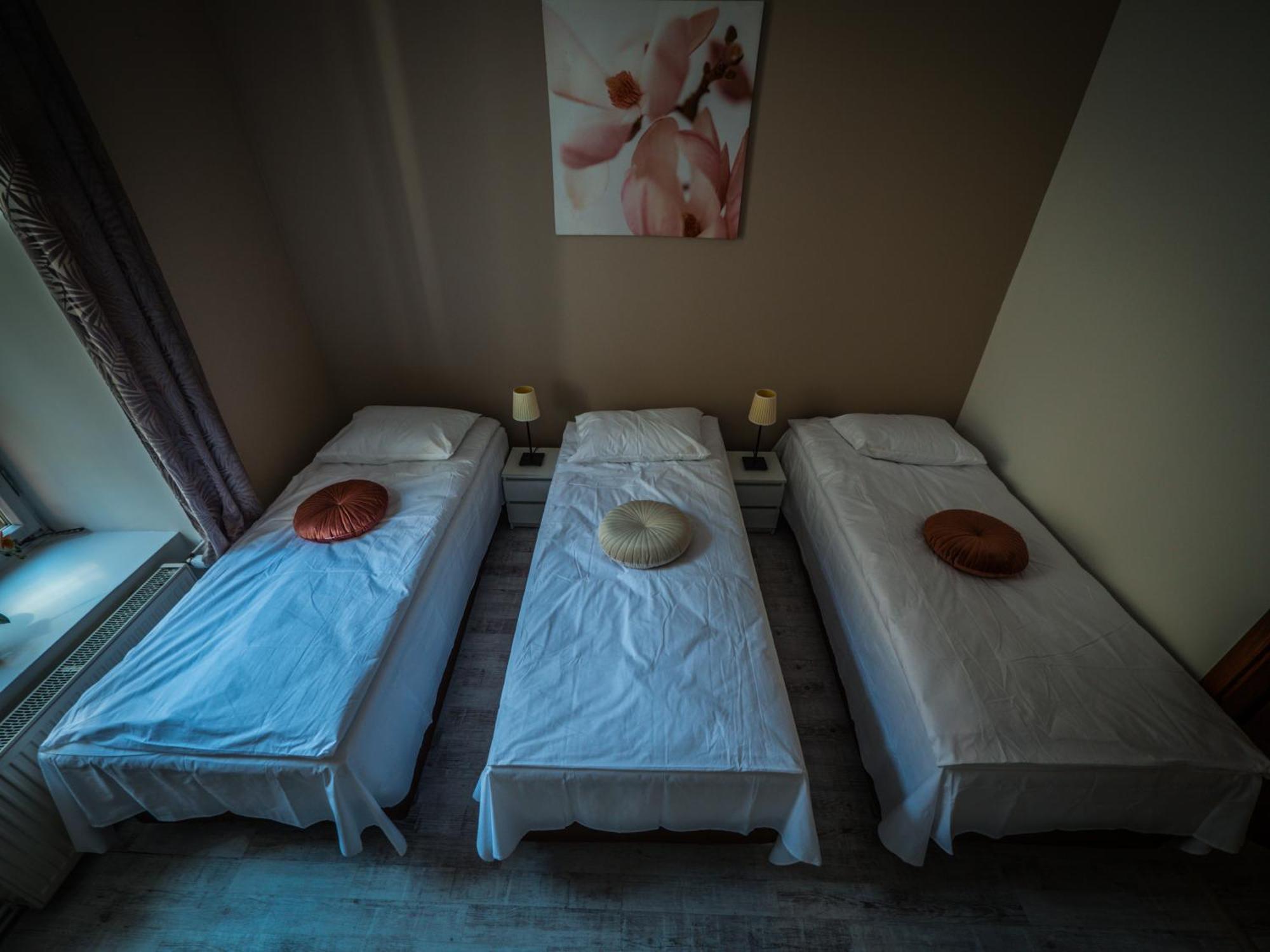 Hostel Pod Baszta Lublin Luaran gambar
